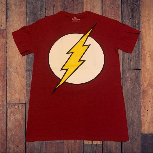 The Flash DC Comics Batman Six Flags Shirt Rare Logo Superman Halloween Costume - Picture 1 of 5